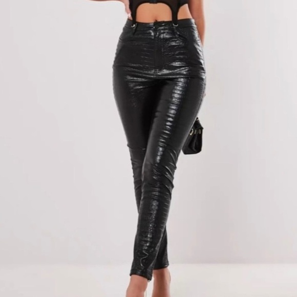Missguided Black New With Tags Croc Faux Leather High Waisted Pants Size 8 - Picture 1 of 9